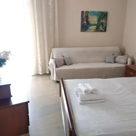 Appartamento Anemia Loutraki, Near The Sea *